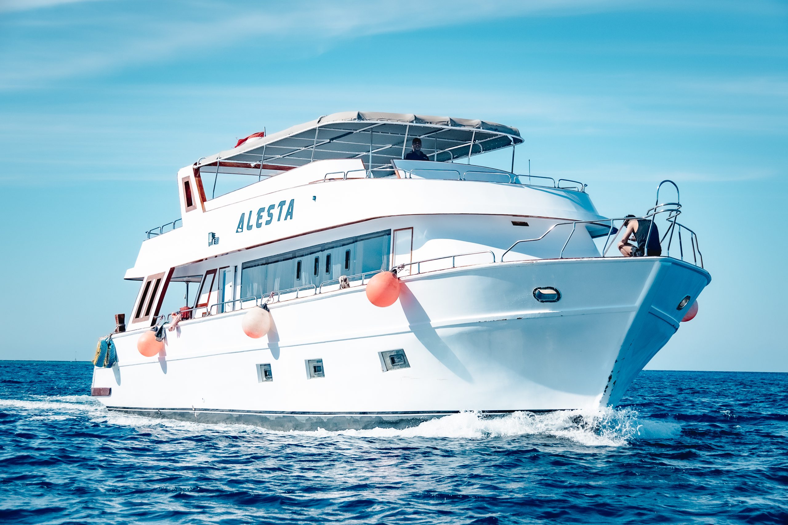VIP Boat Dreams Tour in Hurghada